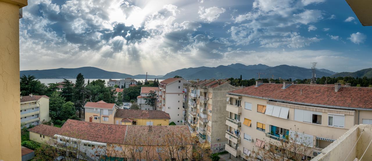 Apartman Andjela Tivat Eksteriør billede